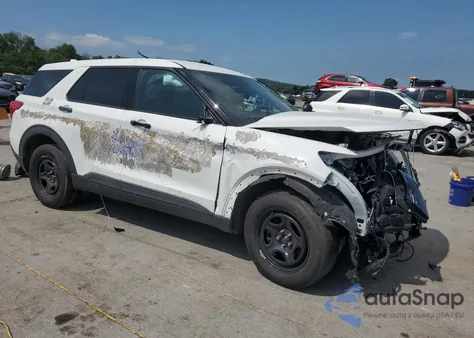 2023 Ford Explorer Police Interceptor z USA, uszkodzony, nr VIN 1FM5K8AB6PGA80982